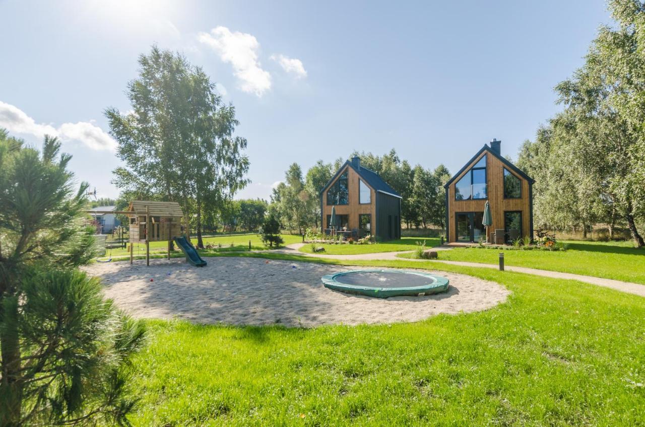 Domki W Naturze Lubiatowo  Exteriör bild